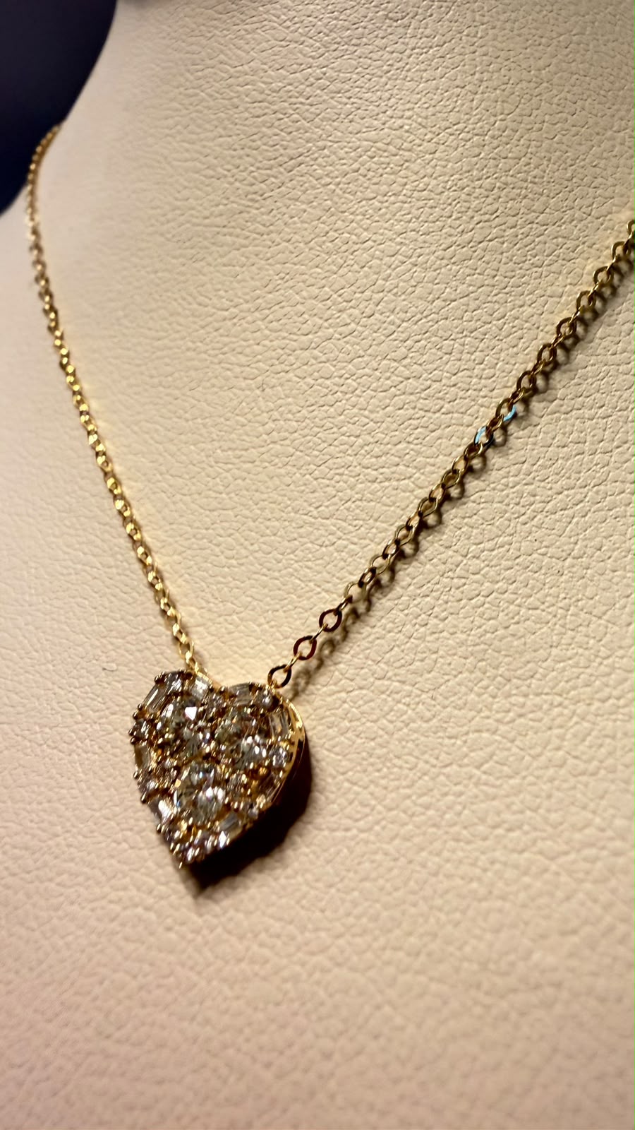 DUMMY - CADENA DIAMANTES CORAZON PURE 18K